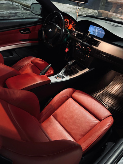 2011 335xi Coupe - Manual - Red Leather 