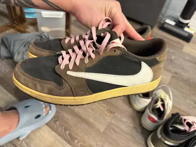 Jordan 1 Retro Low OG SP Travis Scott Mocha, View more