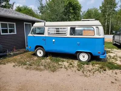 Regretfully selling my 1977 VW bay window bus camper van, this bus runs and drives great, with a new...