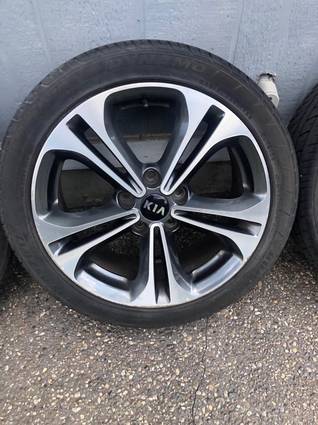 2015 Kia Forte 17inch rims and all-season tires in Tires & Rims in Oakville / Halton Region - Image 3