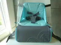 Munchkin Brica GoBoost - Travel Booster Seat