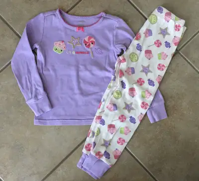 Gymboree size 4 ‘sweet treats’ pajamas, View more
