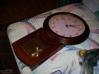 Regulator Pendulum Wall Clock, keeps excellent time