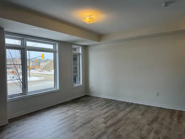 Condo Townhouse for Rent Never Lived In! in Long Term Rentals in Mississauga / Peel Region - Image 6