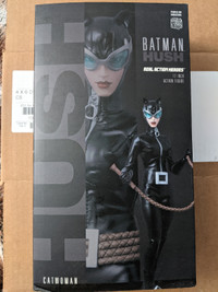 MEDICONTOY DC BATMAN HUSH CATWOMAN 12" REAL ACTION HEROES 