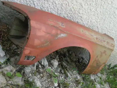 1968 original left front fender for ford mustang, fender is in primer, no dents, also complete rear...