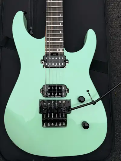 Jackson American Series Virtuoso with Floyd Rose with soft case, View more