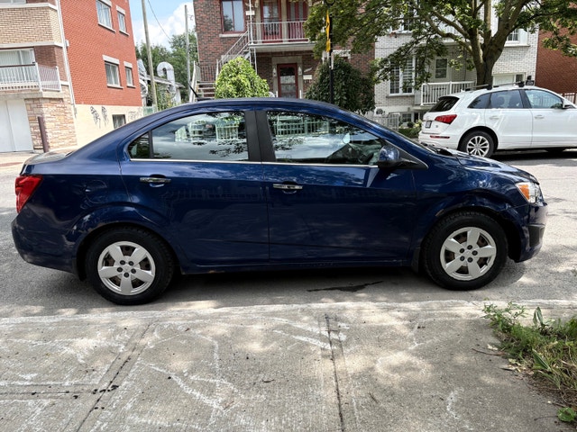 2013 Chevrolet Sonic LT Automatic — photo 3