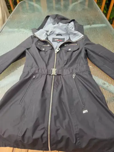 Manteau de printemps ou d'automne., View more