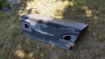 1998-2001 oem Toyota COROLLA trunk lid BLACK 1998 1999 2000 2001 2002 2003 original oem factory not...