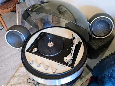 Vintage Silvertone 17020 Spage Age Stereo w Speakers, View more