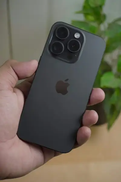 Unlock iPhone 15 pro 500GB, View more