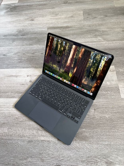 13 Inches Macbook Air M4 24GB/512GB- 100% Battery -Apple receipt, View more