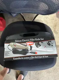 Rapala Deluxe Electric Filet Knife 