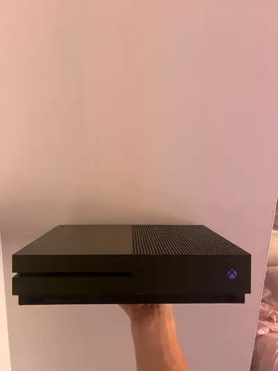 Xbox one s, View more