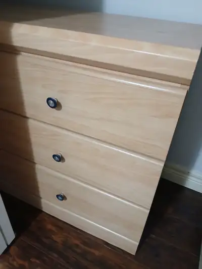 Light wood chest of drawers Dufferin & Eglinton, View more