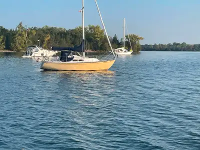 1987 25 ft Northern Sailboat Make: Other Year; 1987 Model: Northern Colour: Yellow Description: Alwa...