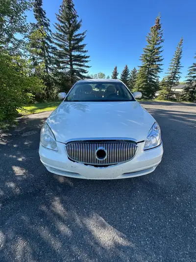 2010 Buick Lucerne 258059 km , , runs great. Was driven from Fernie to Calgary . It’s a dependable c...