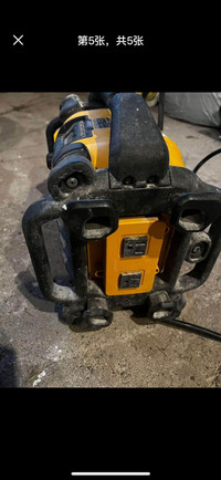 DEWALT DCR015 12/20V MAX Li-lon Jobsite RadioCharger