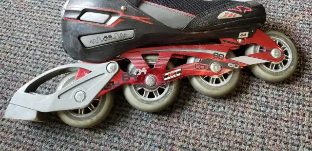 Men inline skates Size 12 in Skates & Blades in London - Image 4