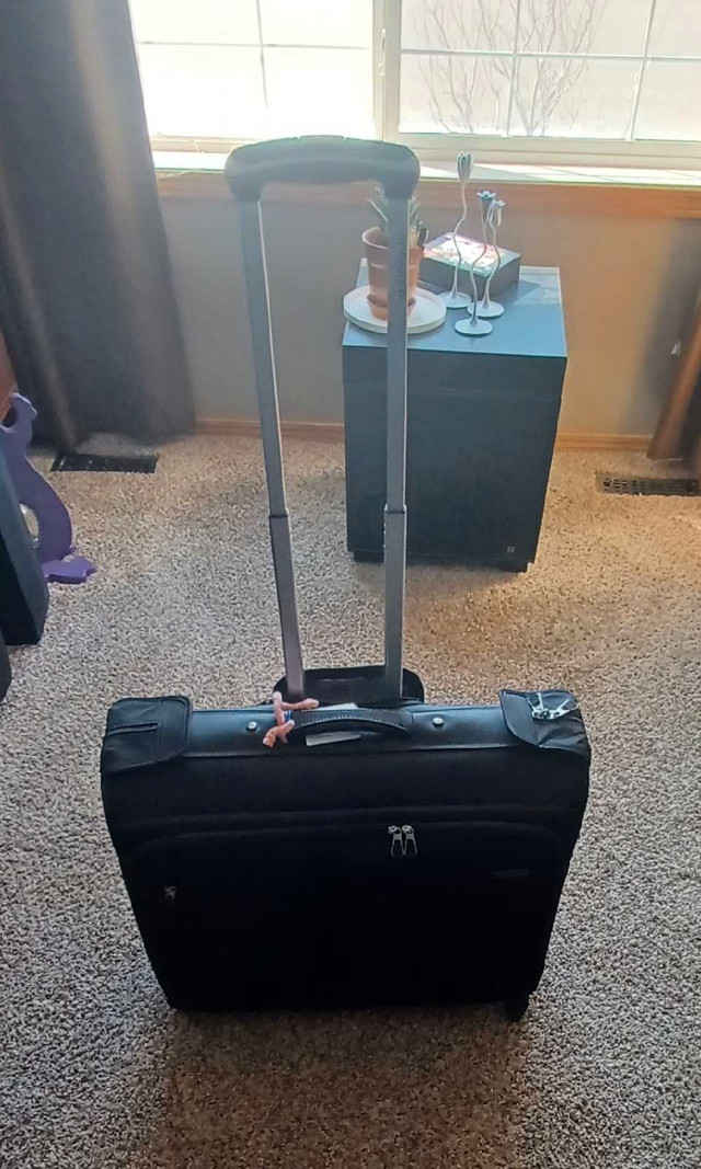 Luggage case  in Multi-item in Red Deer - Image 4