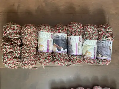 Bernat Illusions Acrylic Yarn 5 ox/ 140g each ball Brand New Total 7 Selling for $42 for all (thats...