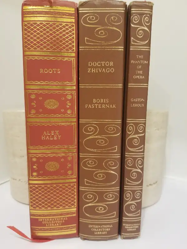 Doctor Zhivago - Boris Pasternak - Hardcover in Fiction in Hamilton - Image 6