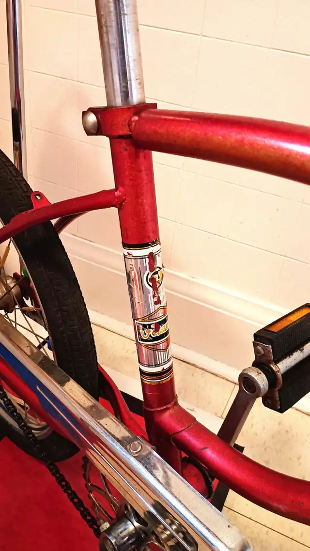 Cool! Vintage Rapido 'Super Deluxe' Kid's Bike w. Banana Seat in Kids in Kitchener / Waterloo - Image 6