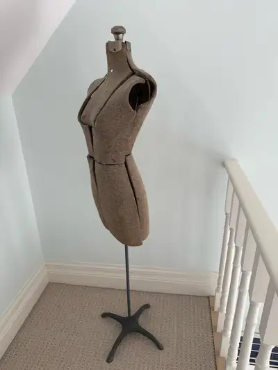 Antique mannequin, dress form. Adjustable height. Happy to consider best offer. No shipping please.