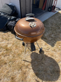 Weber Kettle Premium Charcoal Grill