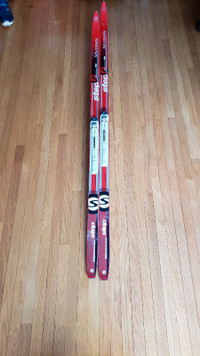 170cm Fischer Cross Country Waxless Skis SNS PROFIL Bindings 