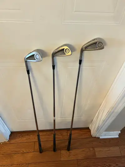 Lot de 3 bâtons de golf gaucher AJA4 lefty irons 5/7/9, View more