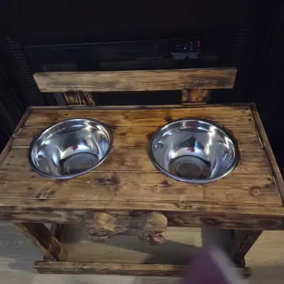 support a bol de nourriture et eau , View more