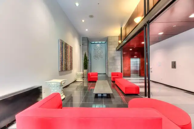 Old Port ALL INCLUDED condo for rent.628685390471691219