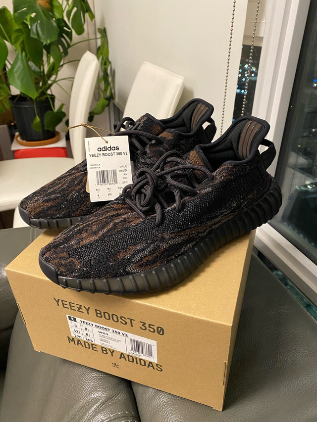 adidas Yeezy Boost 350 V2 MX Rock in Men's Shoes in Burnaby/New Westminster - Image 3