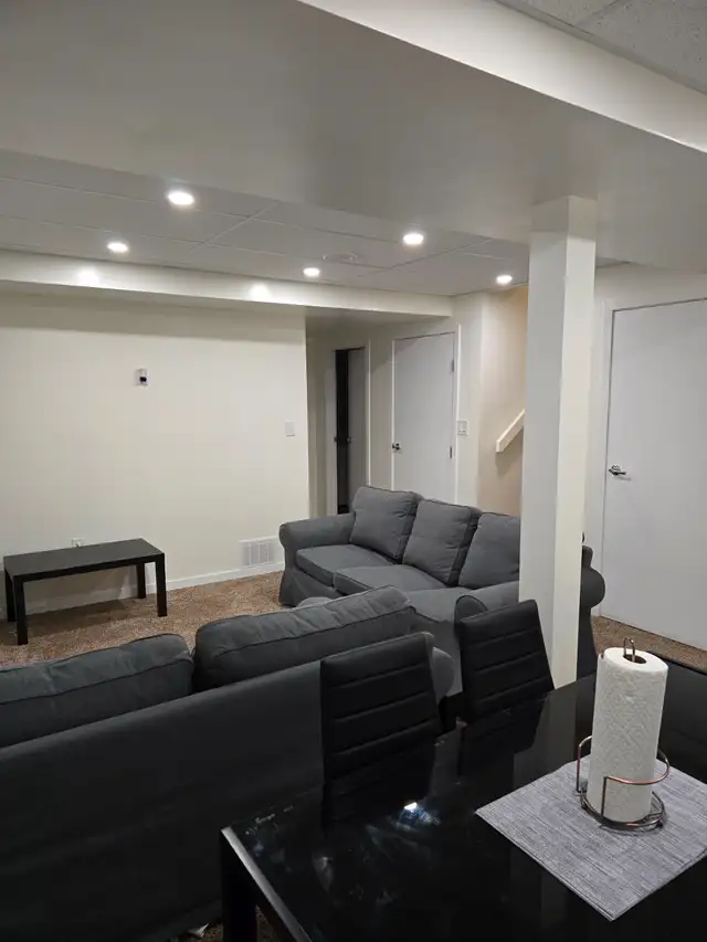 1-bedroom fully furnished basement suite in Prairie Pointe in Manitoba in Canada - Image 3