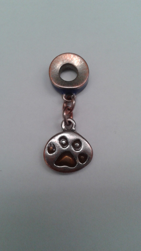 FIVE "DOG " CHARMS in Jewellery & Watches in Kitchener / Waterloo - Image 2