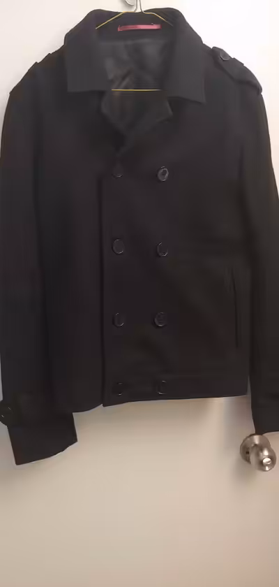 Men's Designer Black Wool Jacket Size small Made by Full Circle Hardly worn