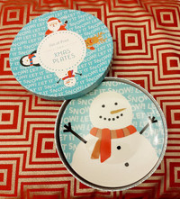 New Set of 4 Let it Snow Plates