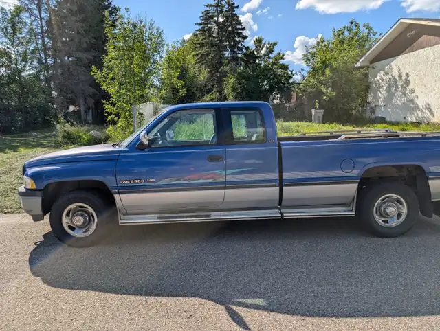 1995 Dodge Ram V10538448261400514563