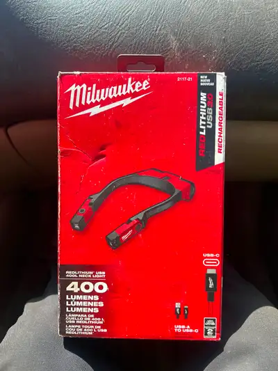 Milwaukee 400 lumen neck light BNIB, View more