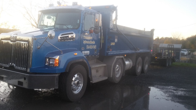 12 roue western star dompeur automatique 2021 avec trailer dans Camions lourds  à Laval/Rive Nord