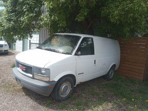 2002 GMC Safari -