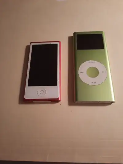 I have 2 iPod 1 2nd gen 4GB 1 7th gen nano 16GB 7th gen has hairline crack Both in good working orde...