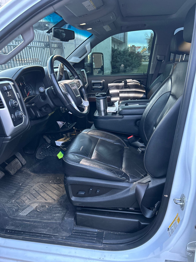 2019 GMC Sierra 3500 SLT in Cars & Trucks in Edmonton - Image 4