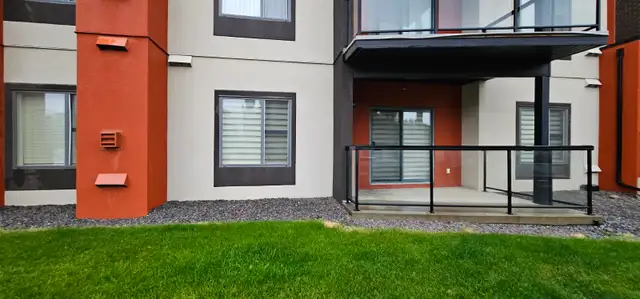 Move-In Ready 2-Bed, 2-Bath Condo in Ambleside in Long Term Rentals in Edmonton - Image 12