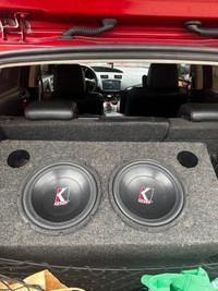 Kicker subwoofer with amp
