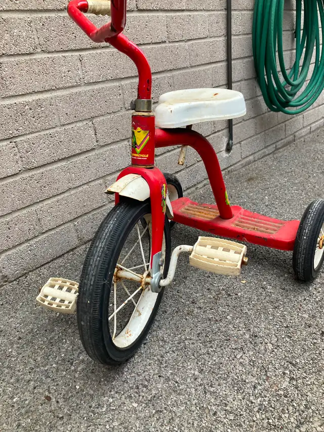 Children's Tricycle in Kids in Hamilton - Image 7