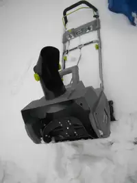 Earthwise 18 inch Snowblower