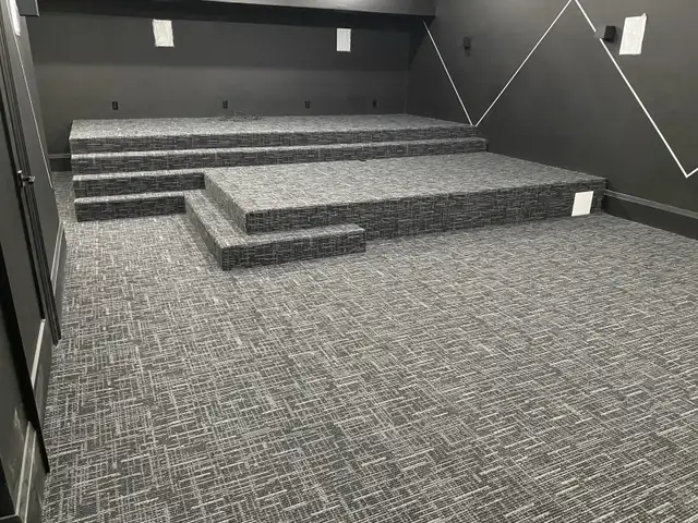 CARPET SALES/ PROFESSIONAL   INSTALLATION , REPAIRS & RE STRETCH in Flooring in City of Toronto - Image 2